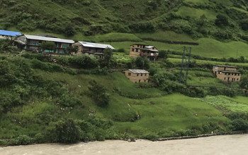 विद्यार्थी बिरामी हुन थालेपछि हुम्लाकाे विद्यालय बन्द